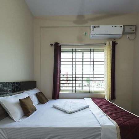 Oyo 9544 Hotel Crown Residency Mysore Bagian luar foto